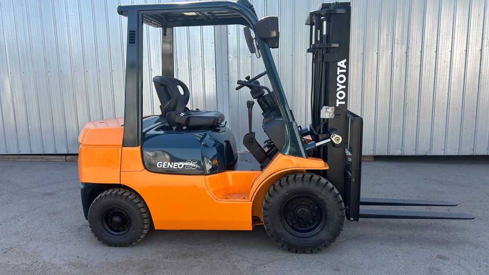 Продам Вилочный погрузчик (кара)