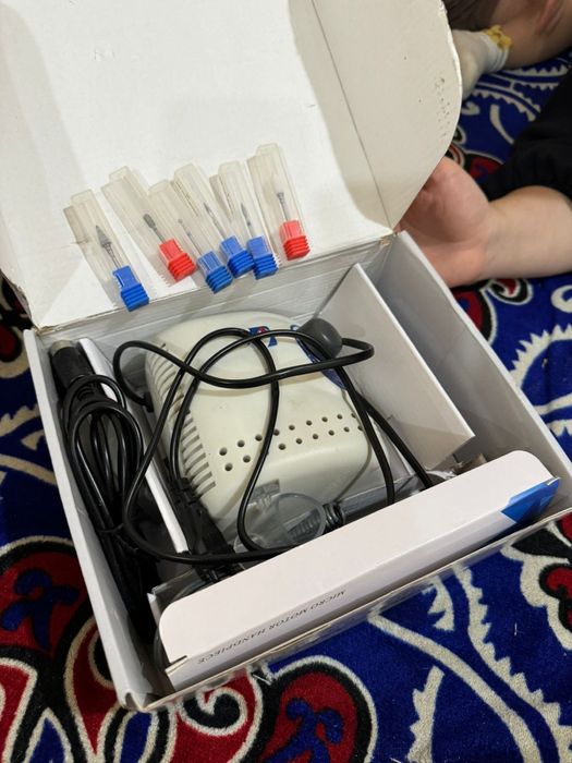 Продам набор маникюрный