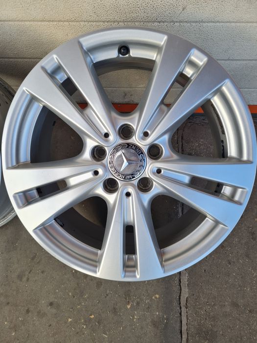 Оригинални джанти за МЕРЦЕДЕС MERCEDES W246 R17 5x112 ET52.5 7.5J