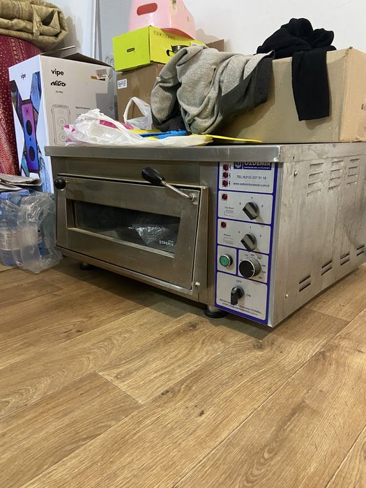 Продам печку для пиццы. Обьем большой.