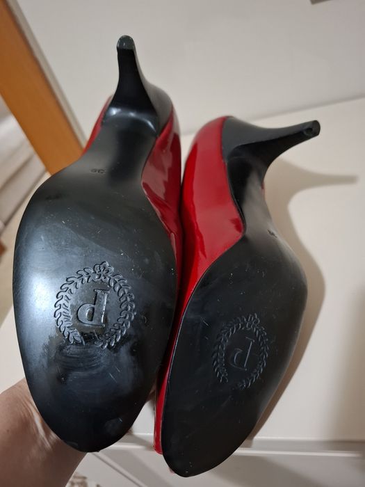 Туфли-лодочки лаковые б/у