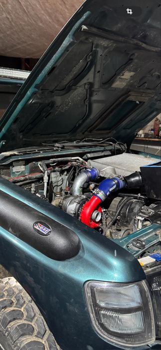 Mitsubishi pajero 2.5 - Turbo Bmw -