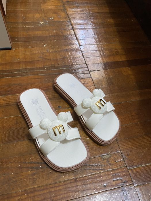 qiz bolalarga tapochka