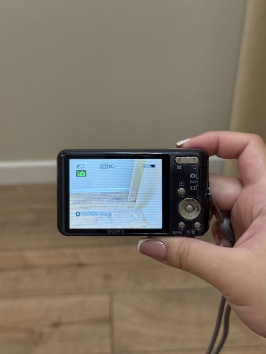 Камера Sony Cyber-Shot 16.1 mp