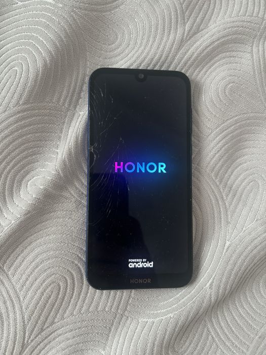 Продам телефон HONOR