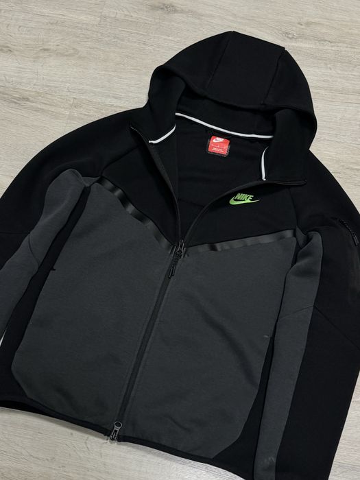 Nike tech flecee