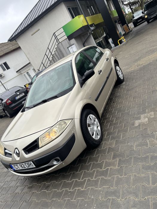 RENAULT Megane