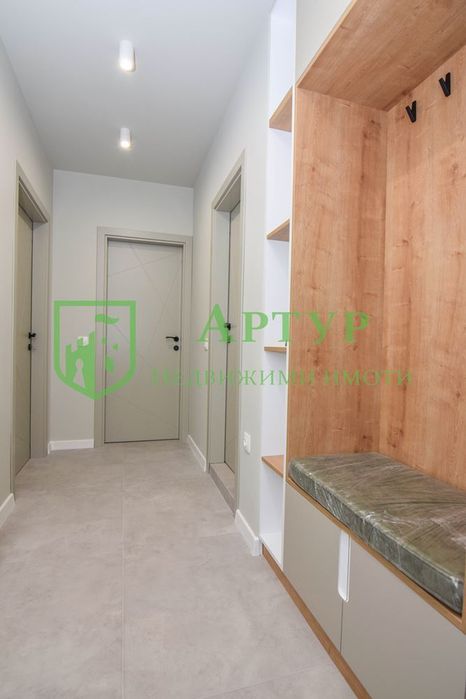 Дава се под наем Тристаен апартамент в София, Кръстова вада - 105 кв.м за 1100 € - Снимка #11