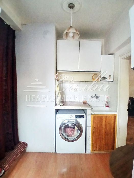 Продава се Двустаен апартамент в Шумен, Военно училище - 50 кв.м за 1581 €/кв.м - Снимка #7