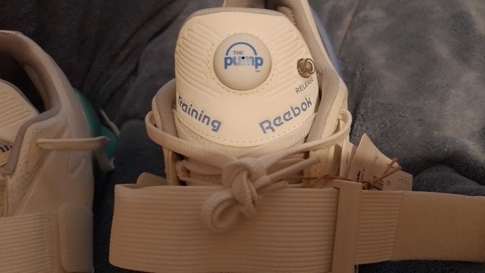 REEBOK LEGACY LIFTER III noi  marimea 47  in magazin sunt 1000 ron / 1500 ron