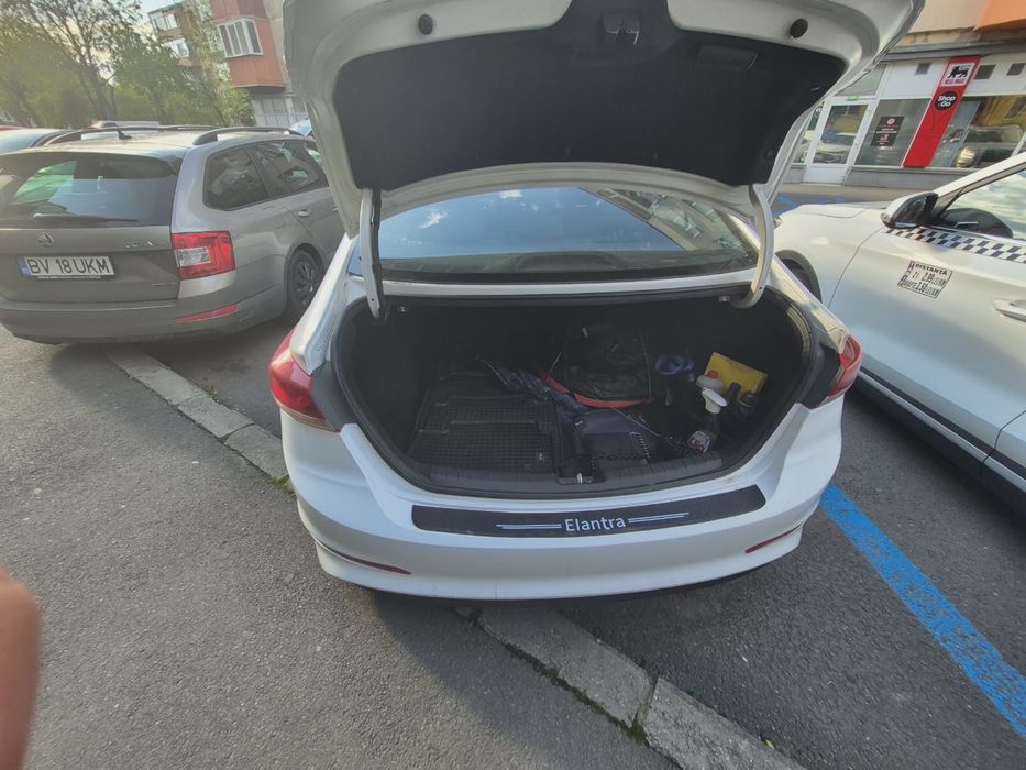 Hyundai Elantra 2016 motor 1.6 benzina+gpl