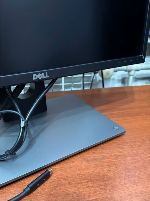 Продам монитор dell p2217