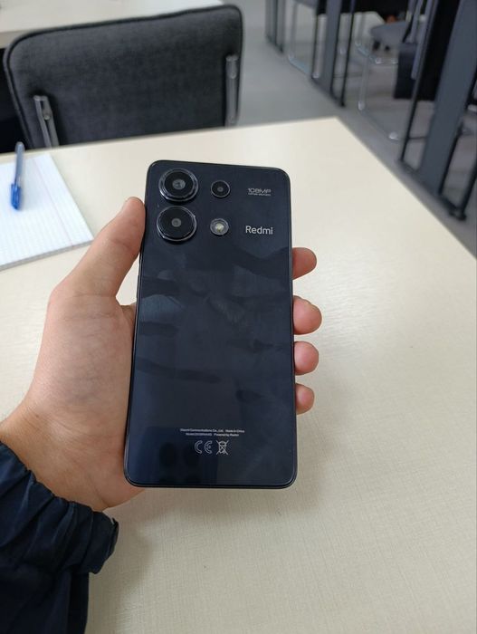 Telefon sotiladi.Redmi Note 13,