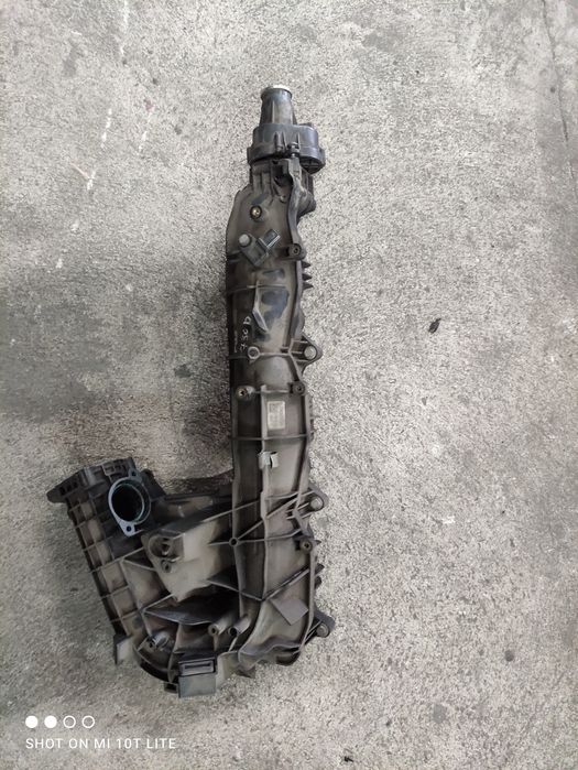 Всмукателен колектор за BMW F10,F11,F01,F30,F25