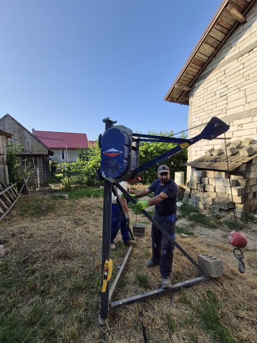 Scripete macara electrică de șantier cu braț rotativ  electro plan