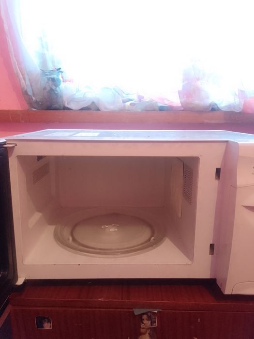 Микроволновая печь