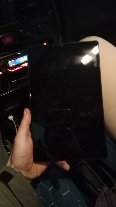 Леонова почти новый