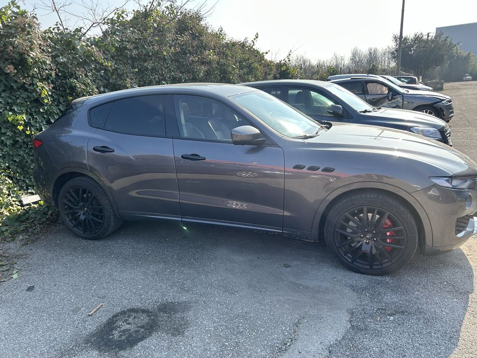 Продавам Maserati Levante на части