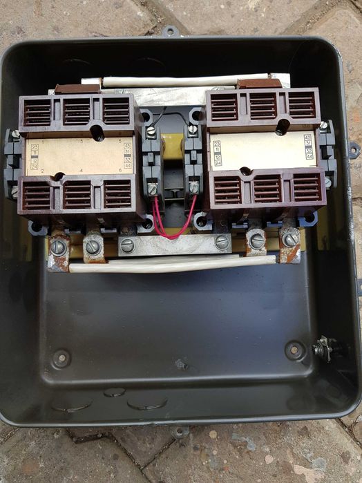 Пускатель реверсивный 60А