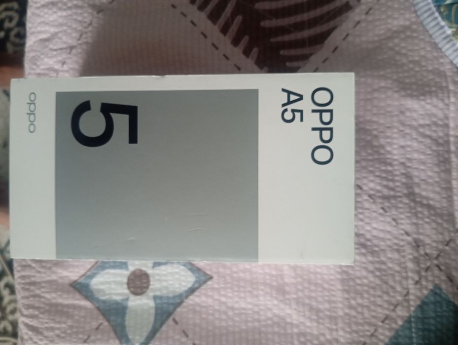 Продаются телефон состоянии отлично