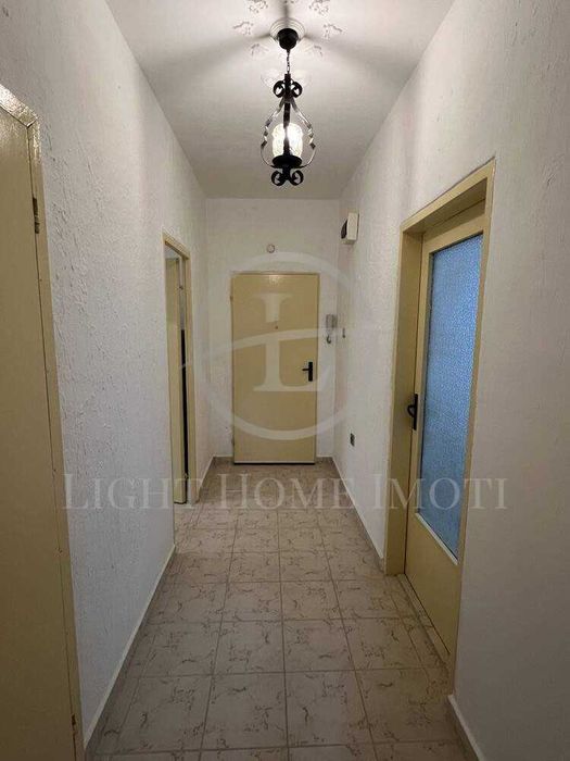 Продава се Тристаен апартамент в Пловдив, Кючук Париж - 87 кв.м за 2009 €/кв.м - Снимка #12