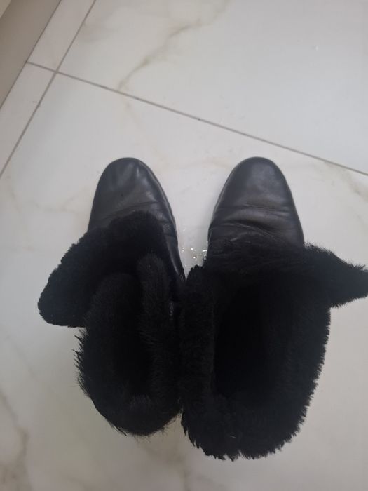 Продам зимний обувь