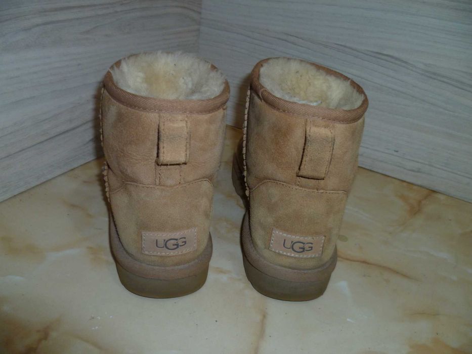 UGG оригинални ботуши №38