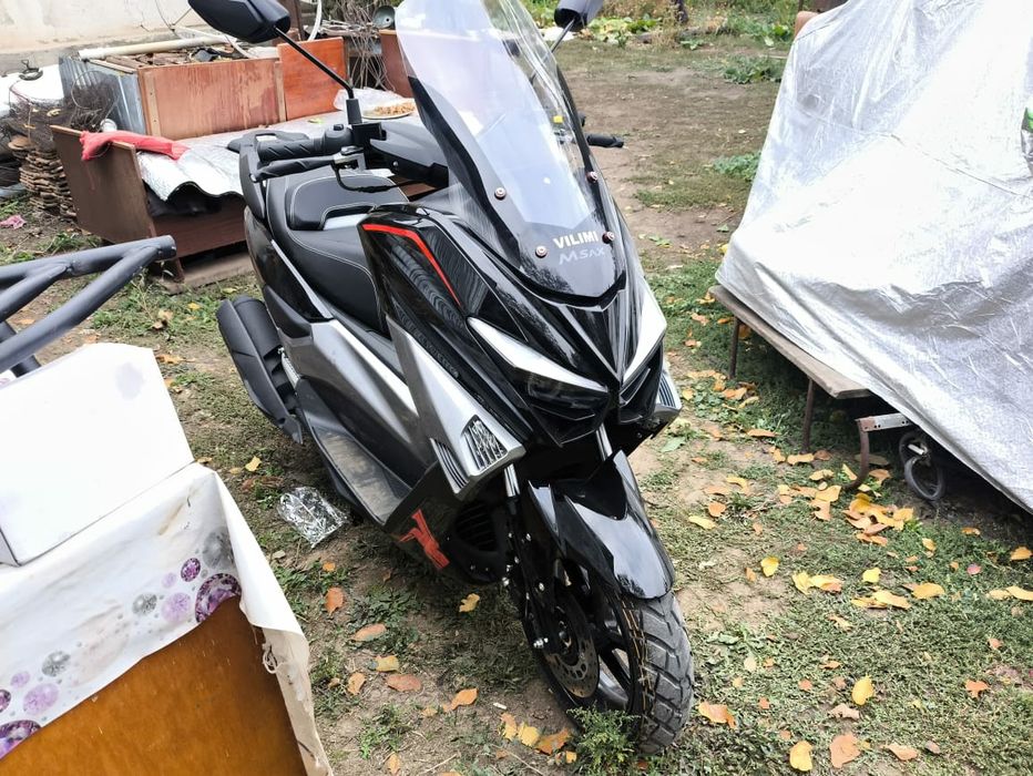 Скутер макси хорошее состояние