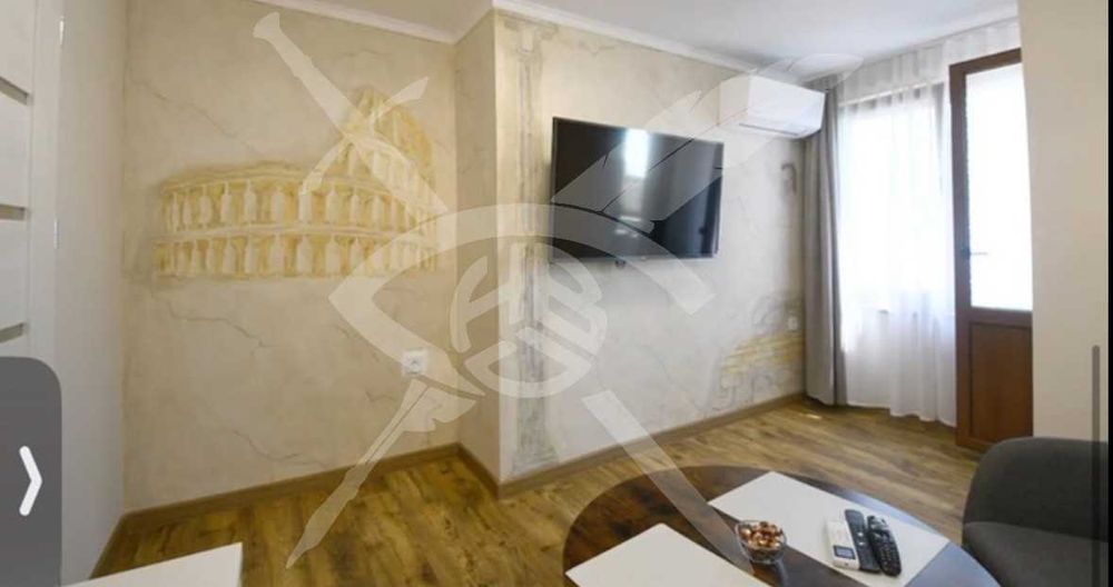 Дава се под наем Едностаен апартамент в к.к. Слънчев бряг - 40 кв.м за 378.93 € - Снимка #2