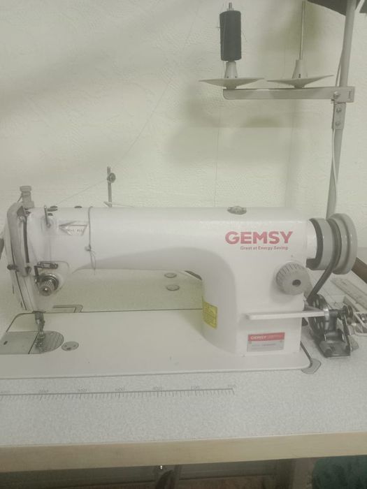 Промышленная швейная машина