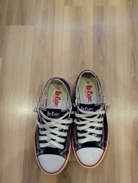 Мъжки спортни обувки - кецове