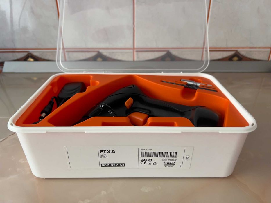 Șurubelniță / bormașină IKEA FIXA 7.2V Li-Ion – kit complet, ca nouă