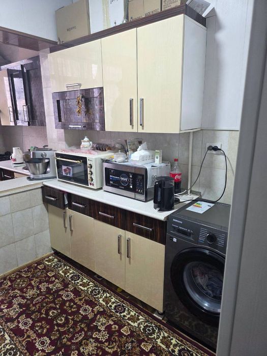 Юнусабад- 15 квартал 4/2/5 балкон 2/6 82м2 ор-тир конечная 97