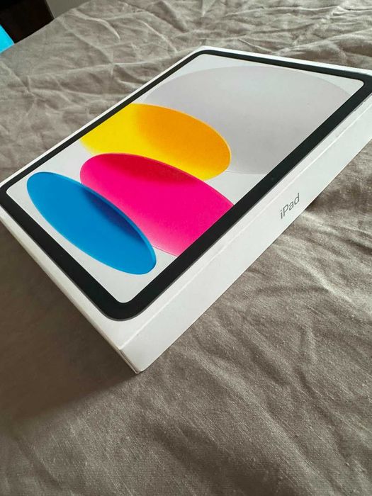 IPad A16 128 GB *Silver* WIFI + Cellular *Запечатан - Чисто нов*