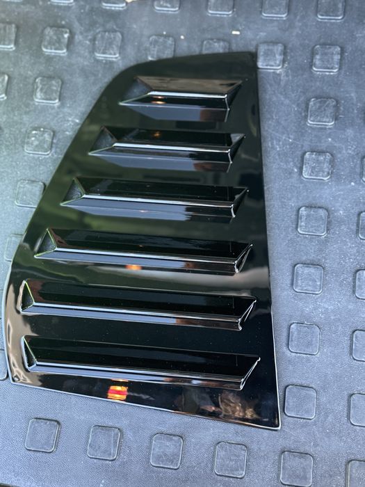 Задни щори жалужи за задното стъкло за VW Golf