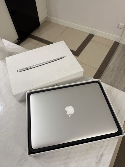 MacBook Air 13’’ 2017 г.