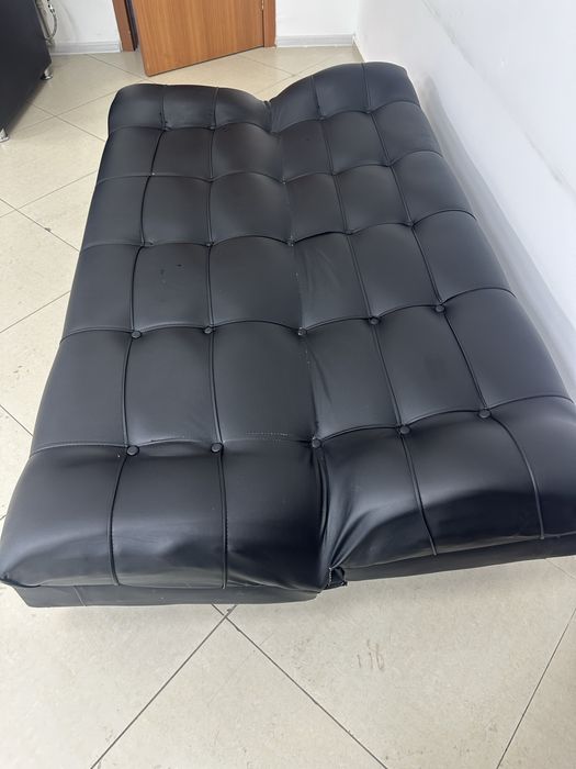 Диван раскладной. Диван для ожидания.