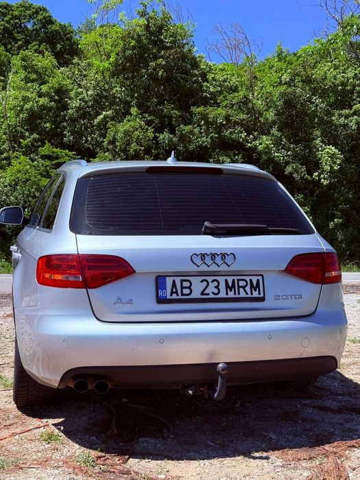 AUDI A4 0 — imagine 5