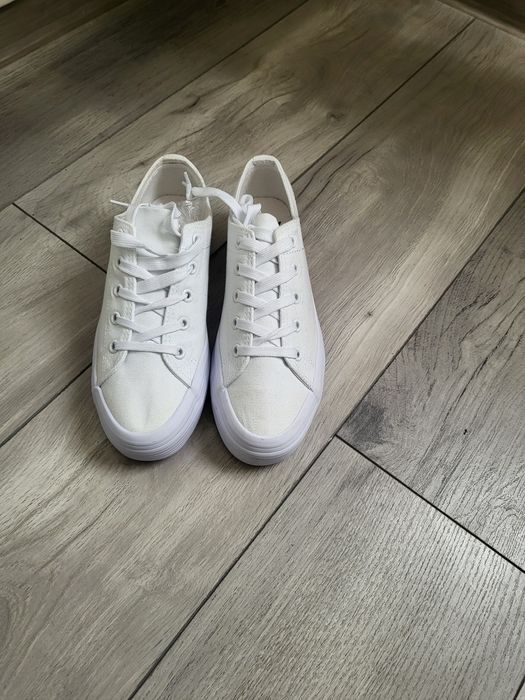 Vand tenisi vty albi