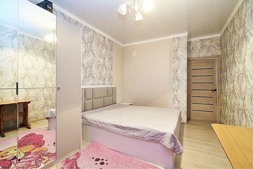 Продается 3 - х Комнатная Квартира