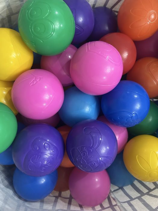 Шарики для сухих бассейнов