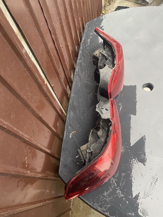 Stop stanga / dreapta dacia logan 3