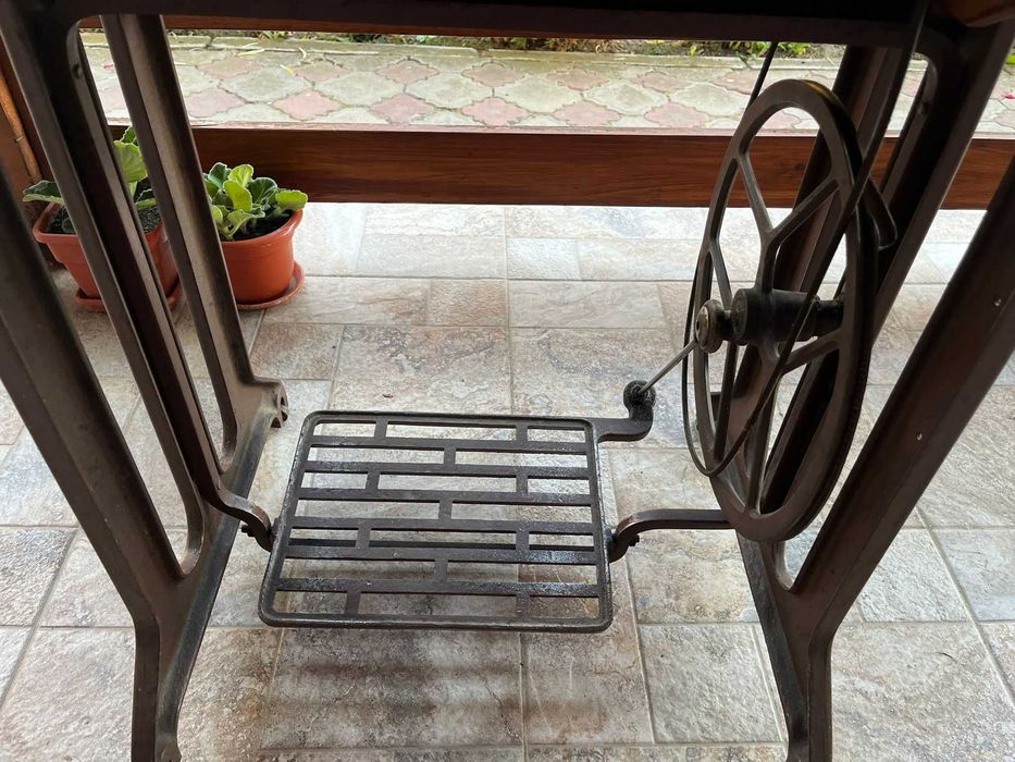 Masina de cusut Ileana