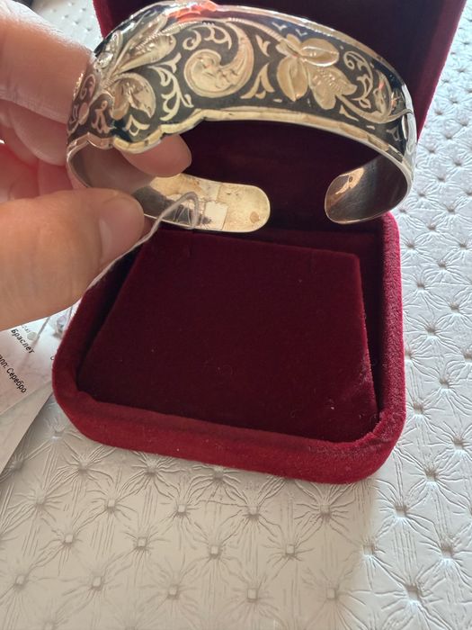 Продам браслет серебренный