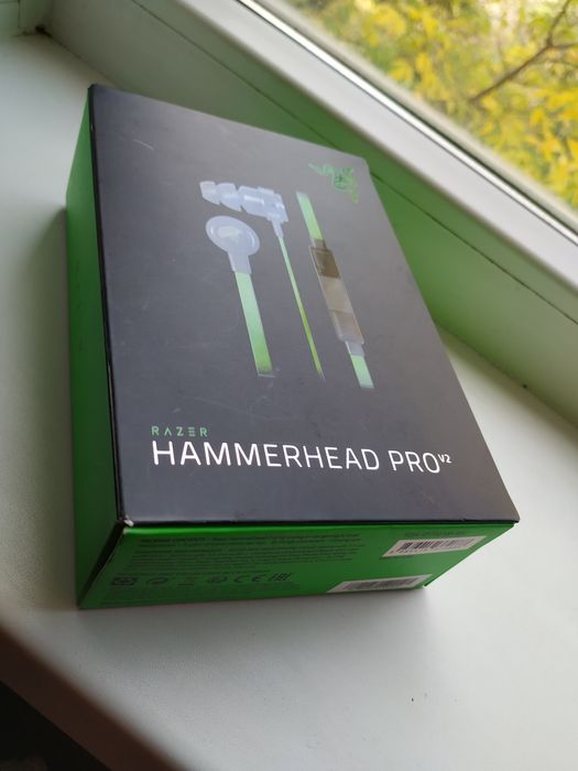 Продам наушники razer hammerhead pro v2