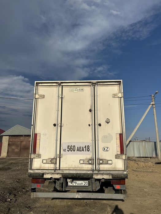 Продам Мерседес Рефирижатор 8 тонн