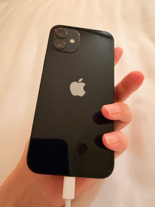 iPhone 12 , 128 gb