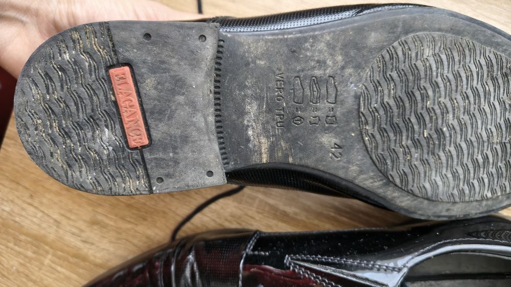 Pantofi eleganți barbatesti