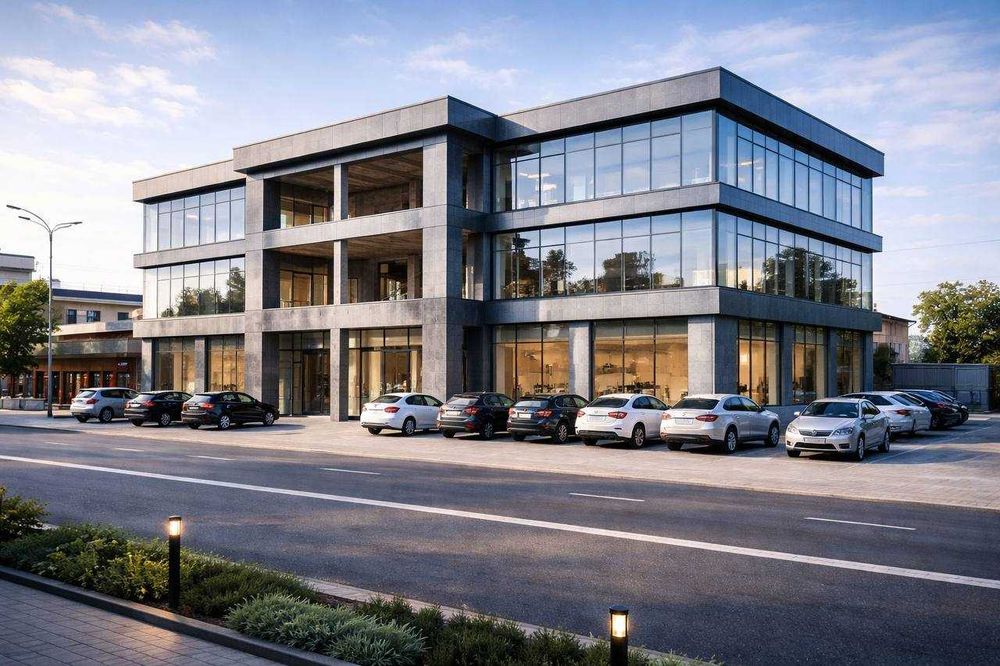 Продается 3-х этажное здание. 1 линия вдоль дороги. 8сот . 2350м2.