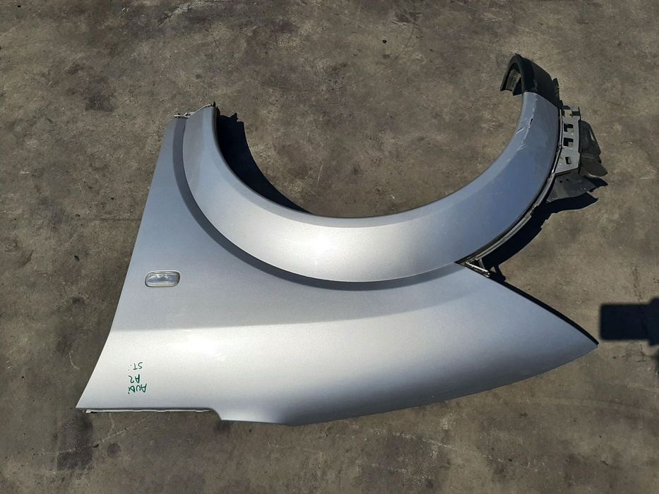 aripa stanga fata audi a2